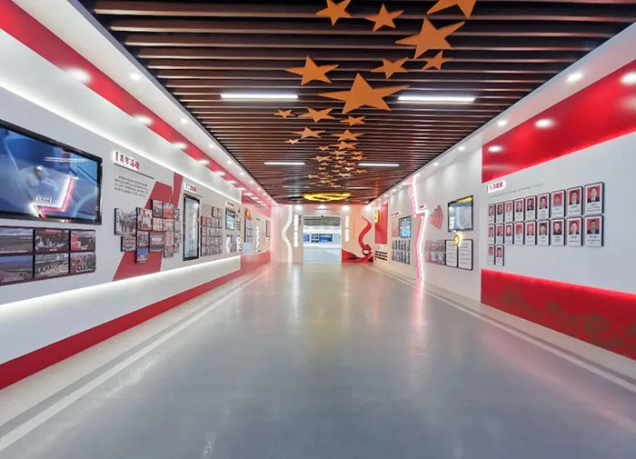 中铁十二局展陈馆:时光隧道中的筑路传奇(图9) 1 (9).jpg