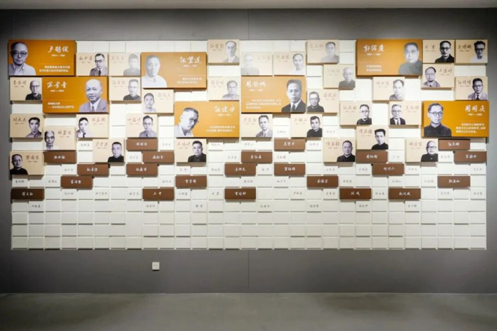 探秘复旦校史馆:百年学府的时光宝盒(图8) 1 (8).jpg