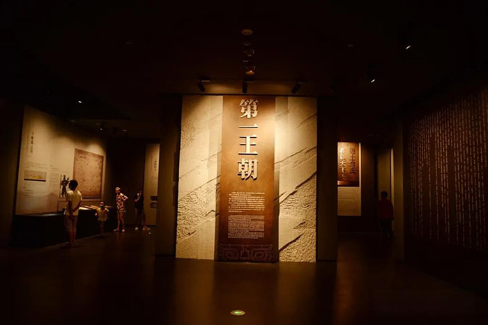 二里头夏都遗址博物馆 (4).jpg